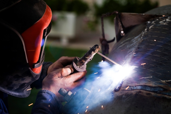 arcweldinginconstructionarea20221206232329utc_1.jpg