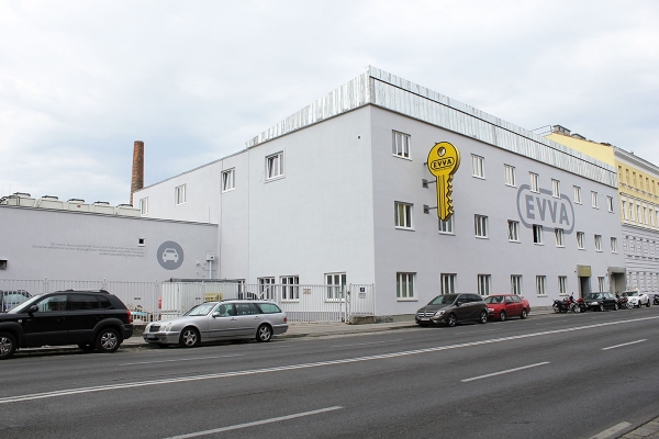 evva100.JPG